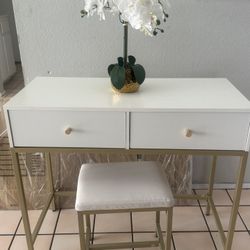 White & Gold Vanity Desk with Matching Stool
