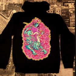 ŌKAMI WINTER WARRIOR HOODED SWEATSHIRT – SIZE MEDIUM UNISEX