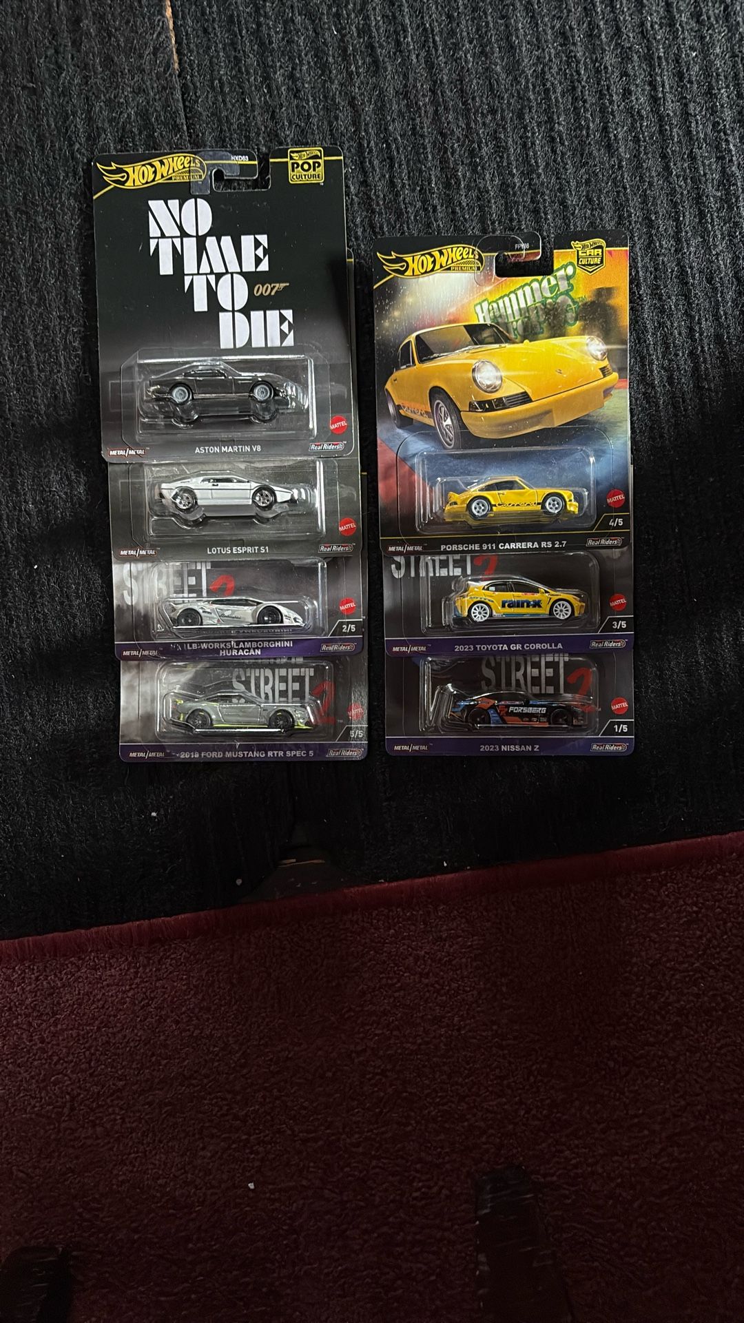 Mixed hot wheel premiums new $12 each or five for 50