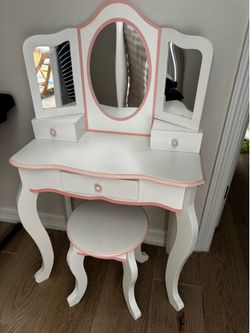Kids furniture/ Vanity