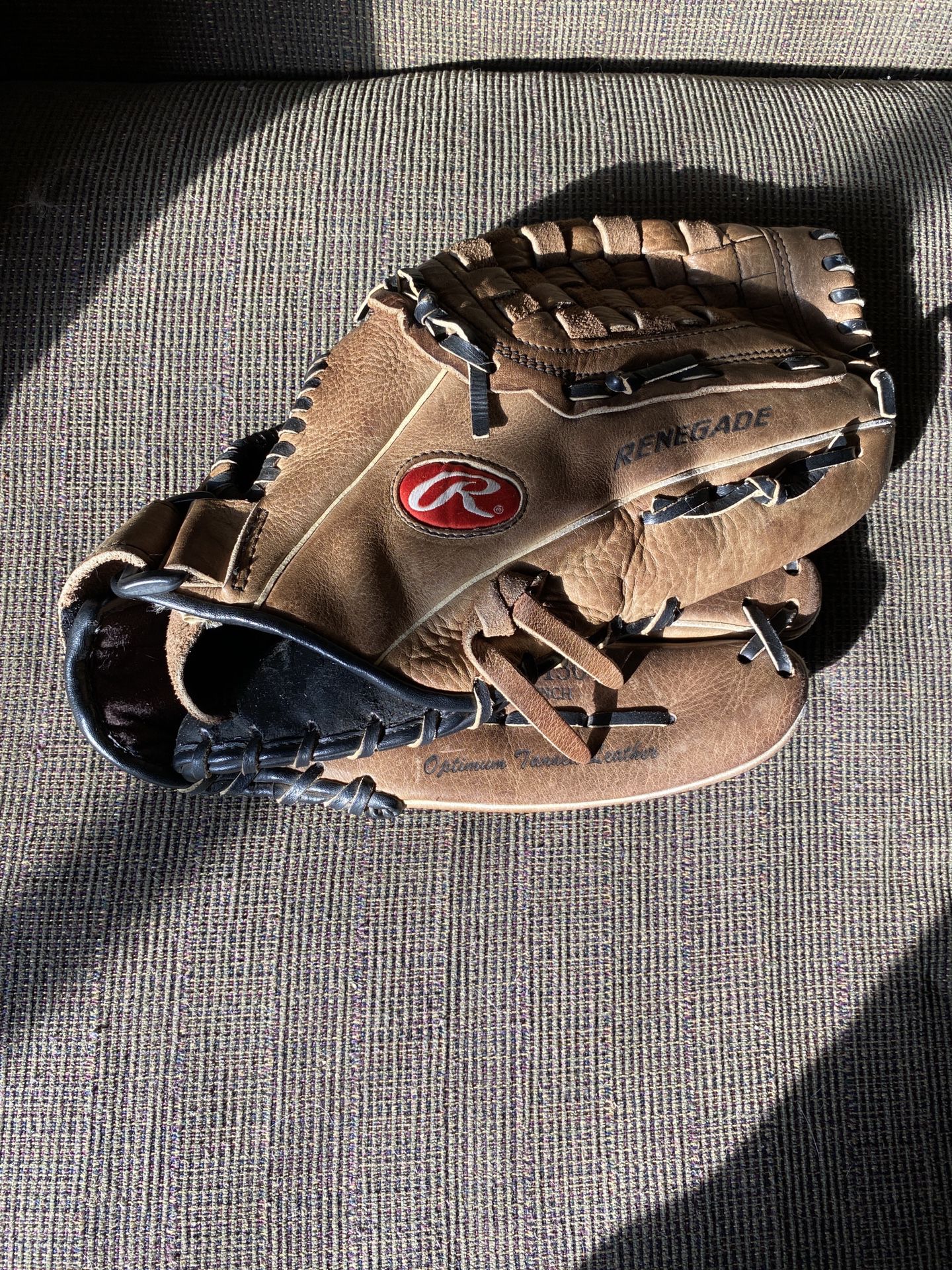 Glove By Rawlings 13 In. Leather