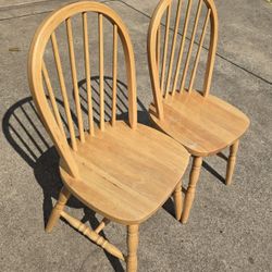2 Chairs