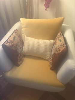 Modern White Accent Faux Leather Yellow Cushioned Chair