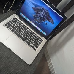 APPLE GRAY MACBOOK PRO 13.3" UPGRADED TO 2020 SOFTWARE COMPUTER LAPTOP FAST INTEL i5 8GB RAM 500GB H
