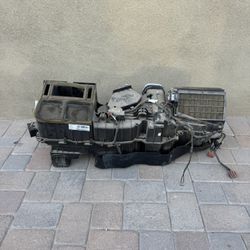 00-06 Chevy Silverado Heater Core Housing