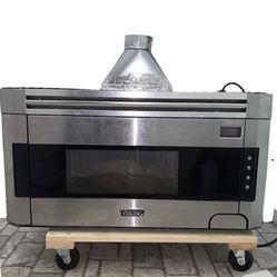  Viking Microwave Damaged Retail:$1,119. 1.5 Cu