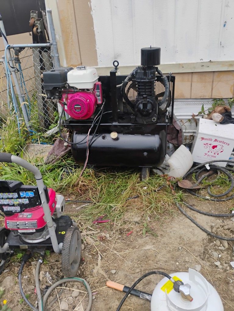 30 Gallon Compressor