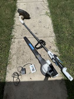 Hart 40v Weed eater/leaf Blower Charger 