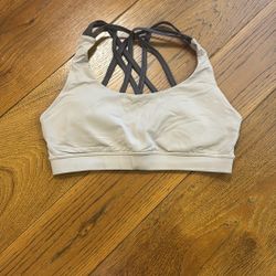 Lululemon Energy Bra Peek