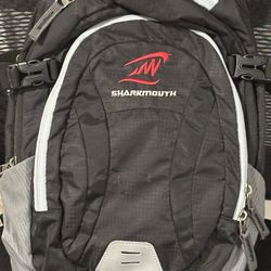 Sharkmouth hydration Backpacks