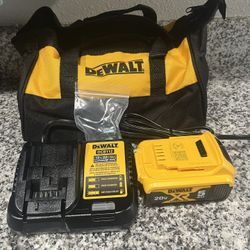 Dewalt 5AH Battery and Charger 