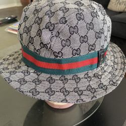 Lv Men Hat for Sale in Houston, TX - OfferUp