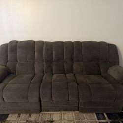 Recliner Couch (2 piece set)