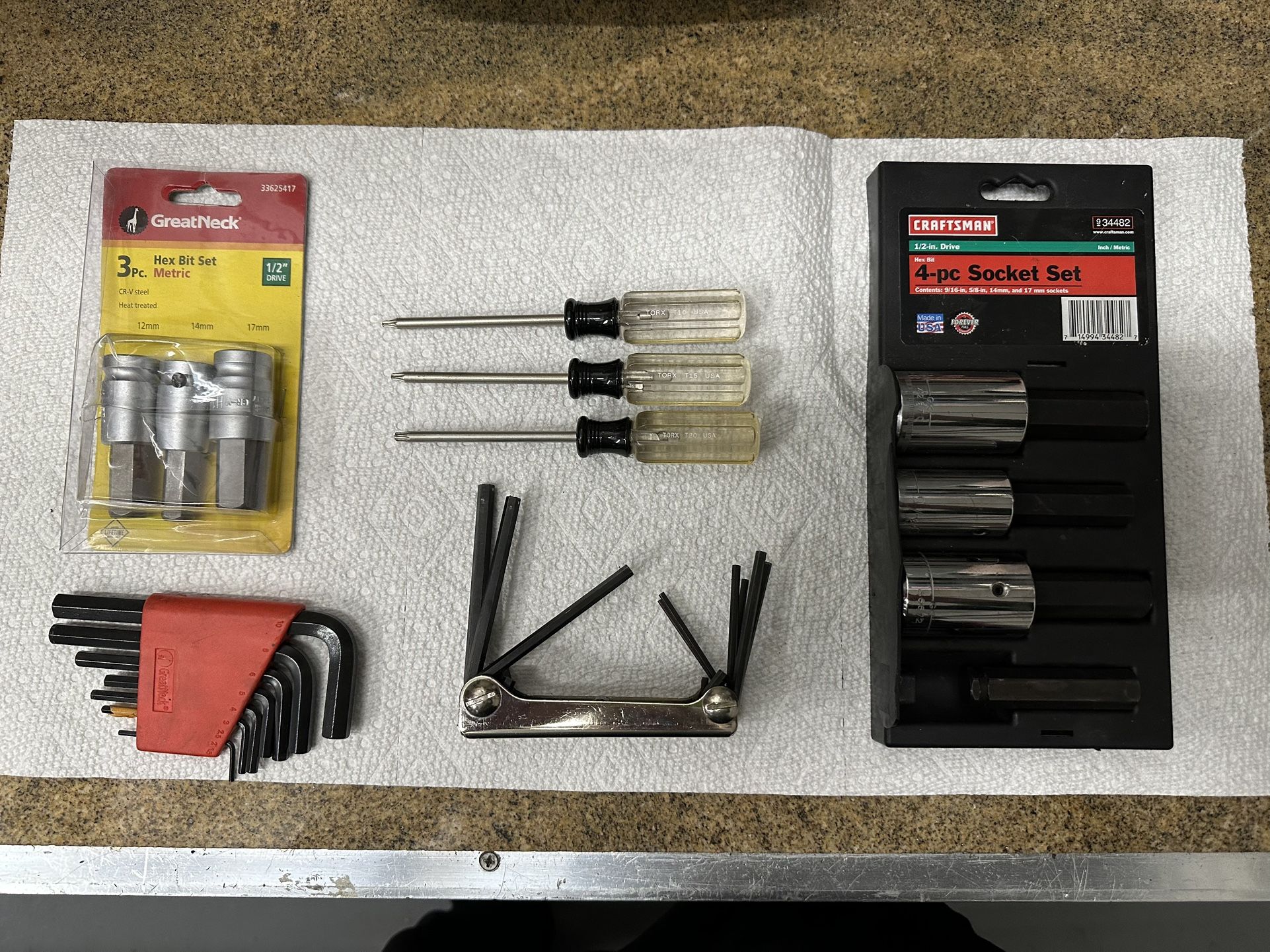Metric and SAE hex bit and allen and Torx wrenches