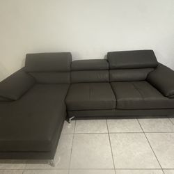 Sectional Couch 