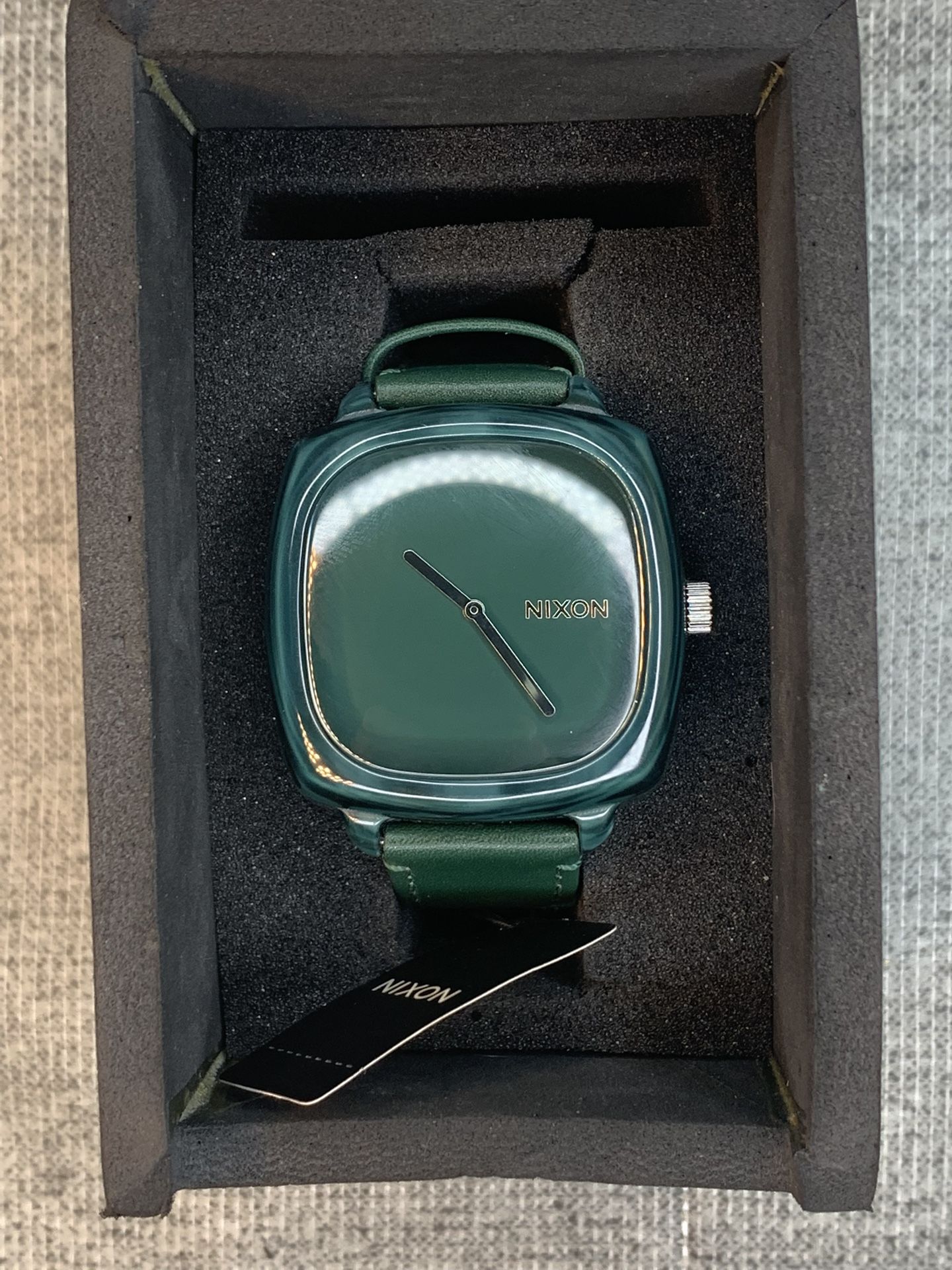 Nixon shutter Watch - hot stepper NIXON Watch/square Watch/vintage Clubmaster/tortoiseshell  main image 2