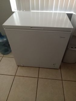 Midea Stand Alone Deep Freezer $150