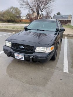 Crown victoria