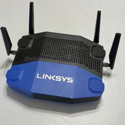 Linksys WRT1900 AC (no cables)