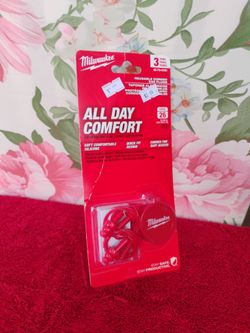 Milwaukee reusable corded ear plugs