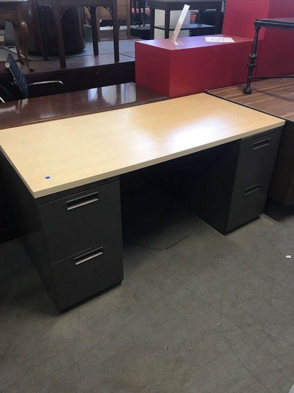 5’ Double Pedestal Desk