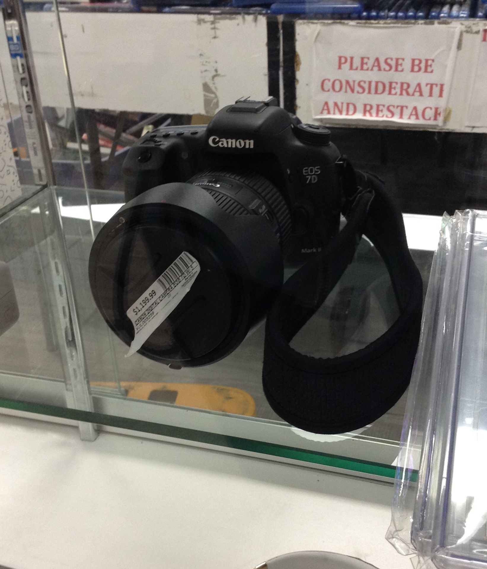 Canon EOS 7D DSLR Camera