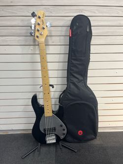 Sterling by Music Man Sub Series Stingray 5 Bass Guitar (A1G015098)