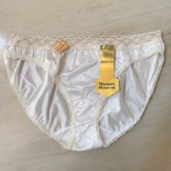 Vintage 1980s Warner’s Shine-On Panties Size 7 White Nylon Lace NOS Style 55525