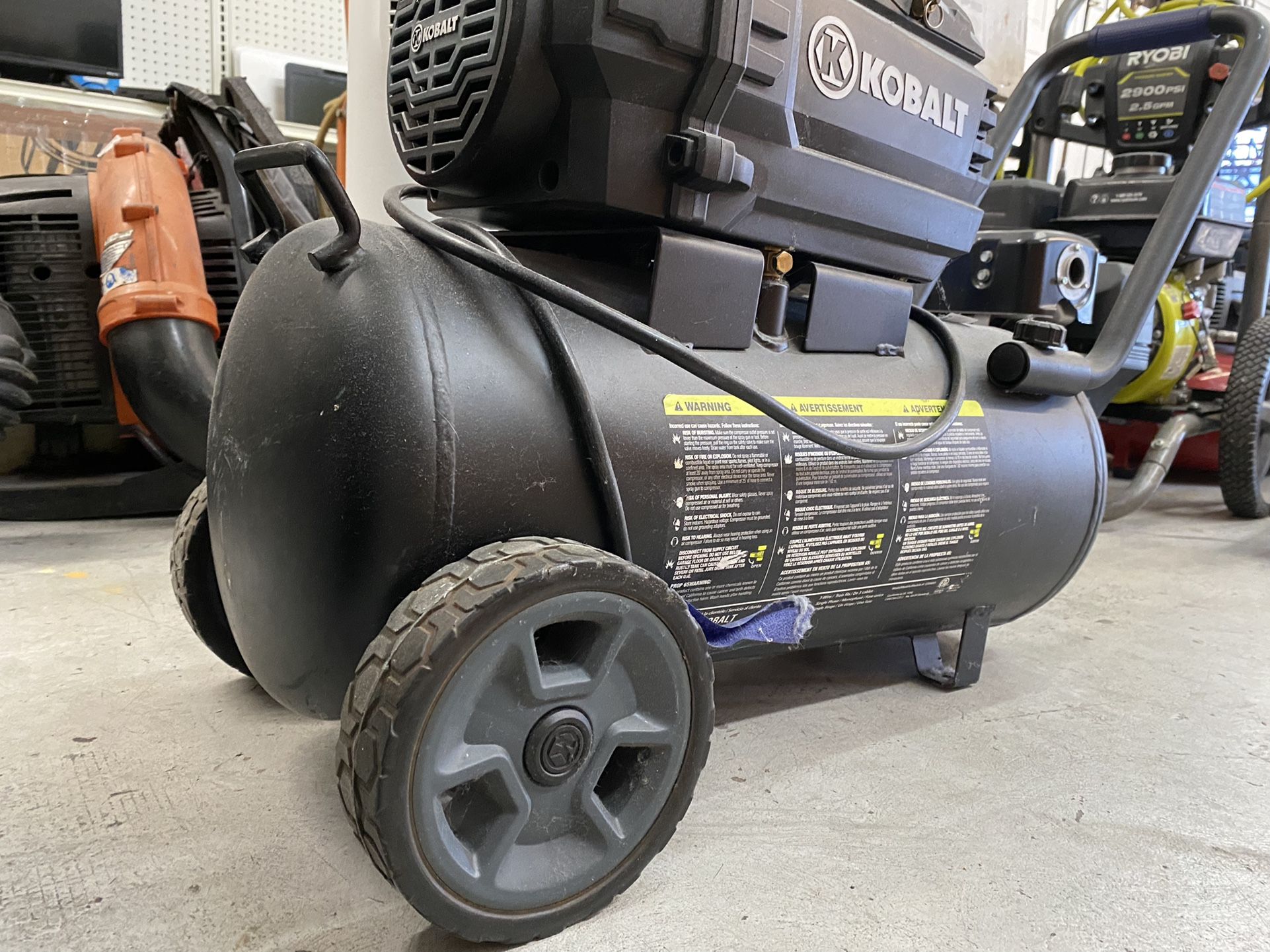 Kobalt 0300841 8Gallon Portable Electric Horizontal Air Compressor for