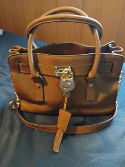 Women's Accessories