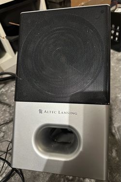 Altec Lansing stereo speakers with sub-woofer