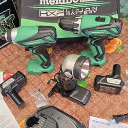 METABO HPT 12-VOLT MAX  3-TOOL COMBO KIT  DRILL DRIVER/IMPACT DRIVER  AND FLASH LIGHT 
(2)-BATTERIES. CHARGER AND SOFT CASE 