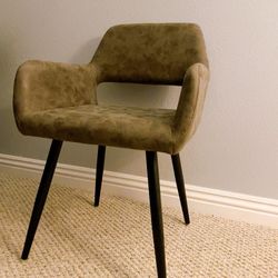 Chairs in Brand New Condition 