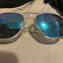 Oakley Blue Sunglass lite weight (new)