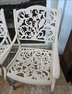 6 chairs new in box