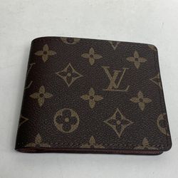 Men’s Brown Color Fashion Wallet BRAND NEW 