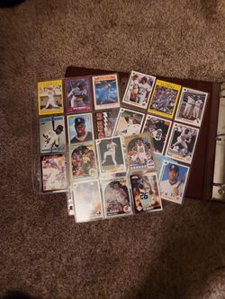 VINTAGE BASEBALL & BASKETBALL CARDS