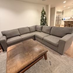 Pottery Barn Pearce Square arm 3 piece sectional 