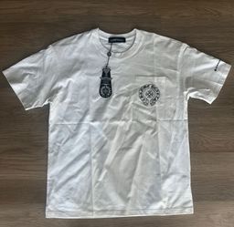 White chrome heart tee
