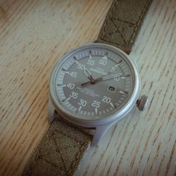 Timex t498759j top