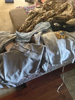 Women’s Small Medium Hoodie/sweatshirt Bundle 