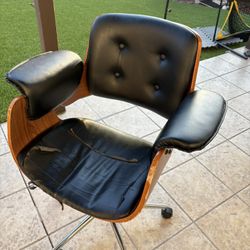 Eames Chair Replica 