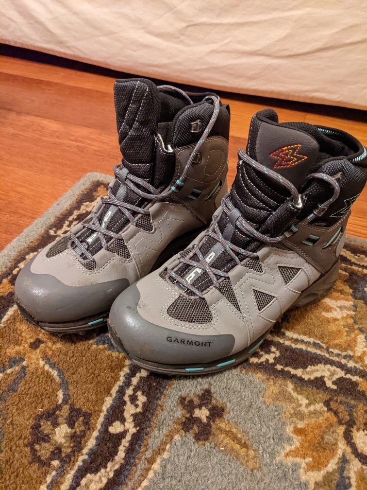 Garmont Insulated Hiking Boots