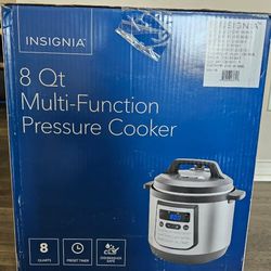 Insignia 8qt pressure cooker - household items - by owner