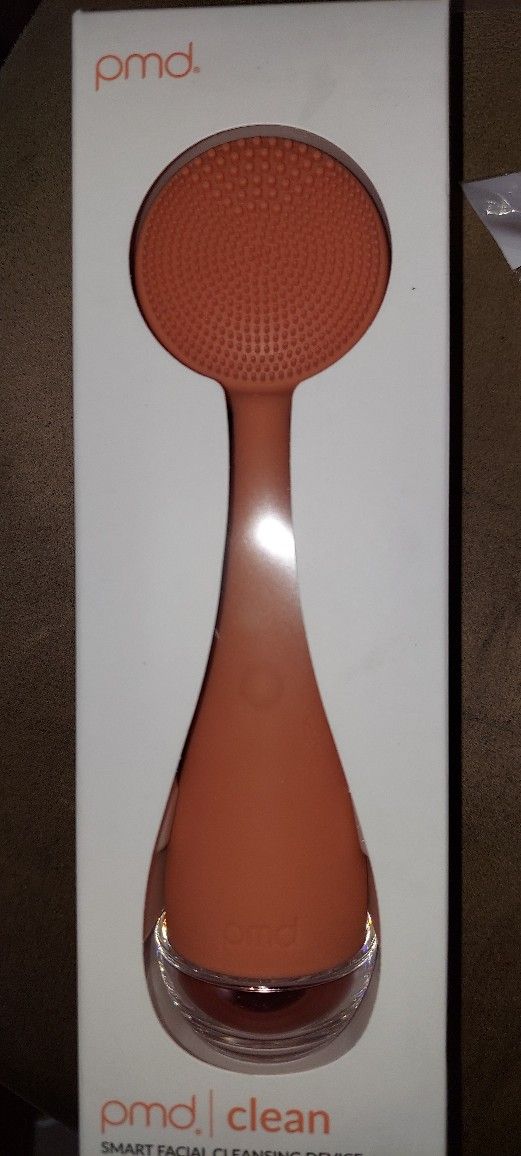 PMD CLEAN SMART FACIAL CLEANSING DEVICE