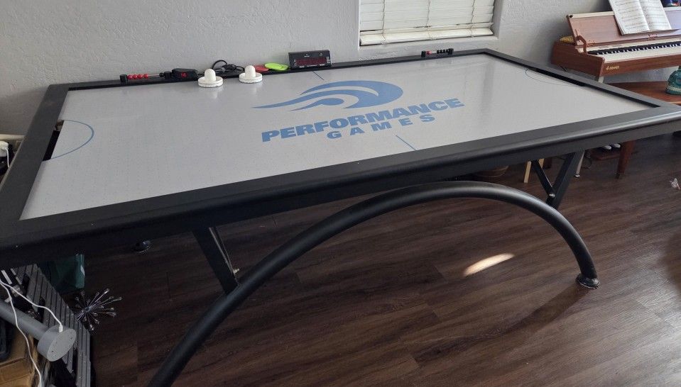 Air hockey Table