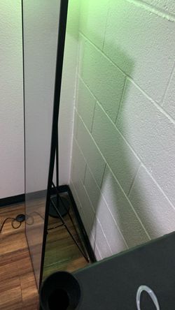 Stand-up Mirror