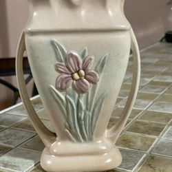 Vintage Collectible Ceramic Original Hull U.S.A. Iris Vase With Side Handles 405