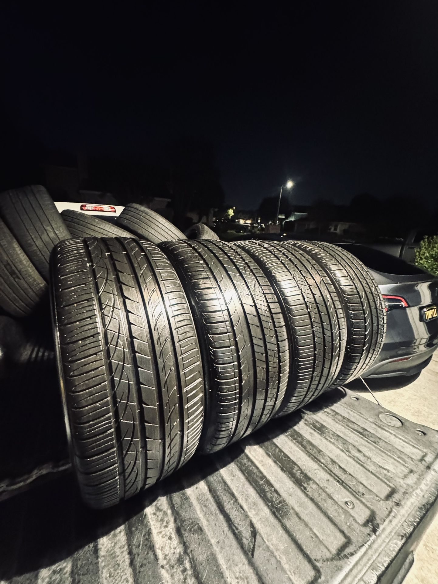 255/40/20 Hankook Ventus S1 Noble2 99%+ Tread (4)