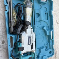 Makita Jackhammer HM1304 B Brand New in case 